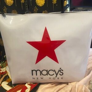 Summer tote bad Macy's Red Star White Tote Bag